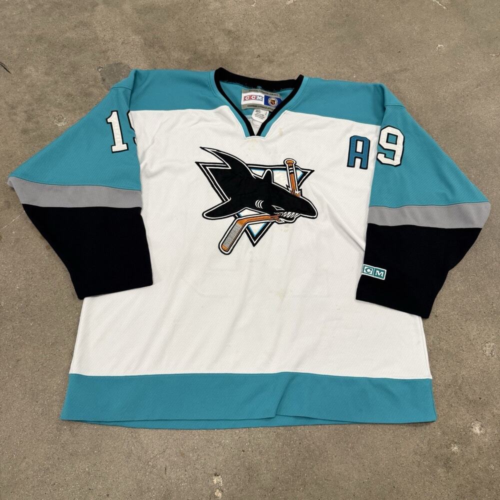 VINTAGE JOE THORNTON CCM SAN JOSE SHARKS NHL HOCKEY JERSEY AUTHENTIC WHITE LARGE